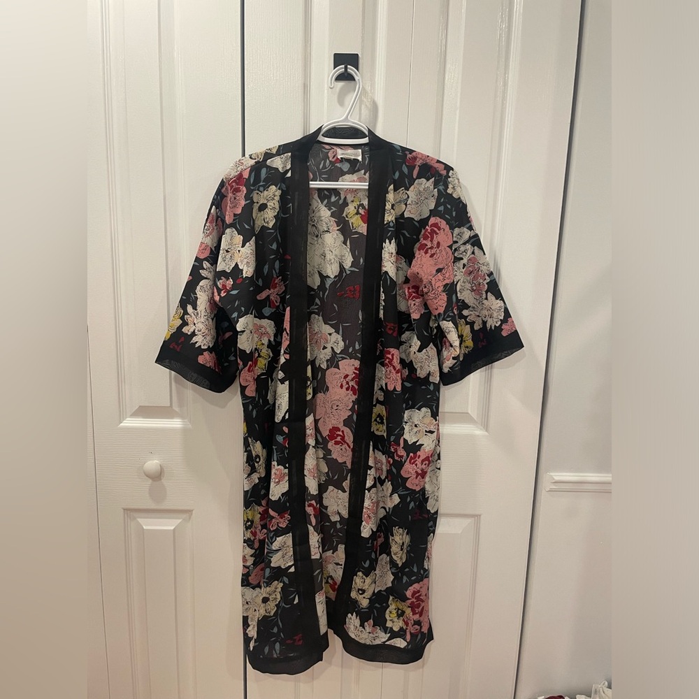 flowery black kimono